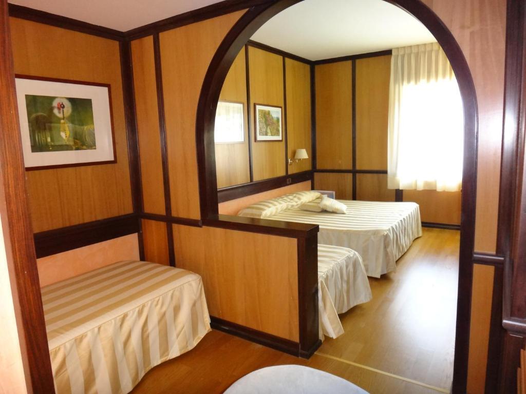 Benny Hotel Catanzaro Zimmer foto